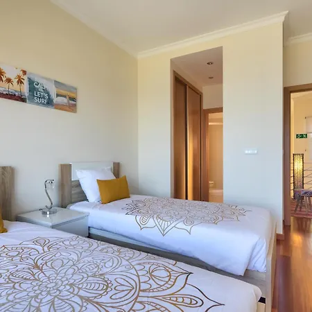 Araújo Da Costa By Madeira *