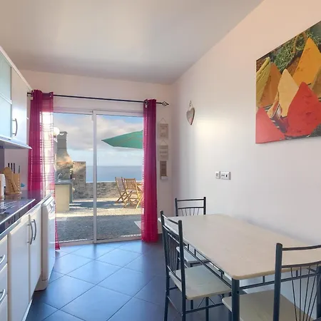 Araújo Da Costa By Madeira Caniço