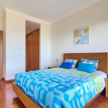 Araujo Da Costa By Madeira Tatil Evi