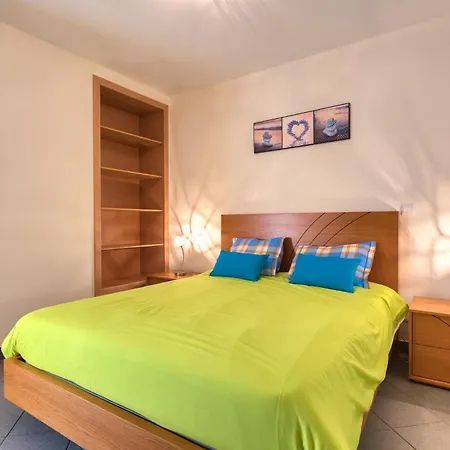 Araujo Da Costa By Madeira Canico (Madeira)