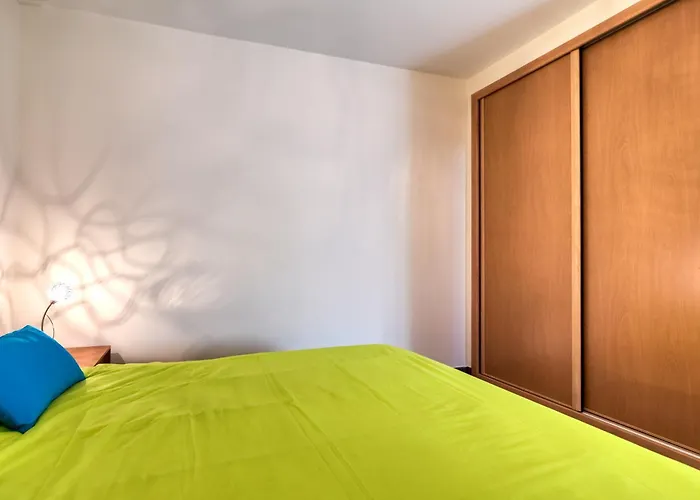 Araujo Da Costa By Madeira Tatil Evi Caniço