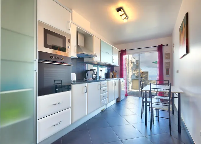 Araujo Da Costa By Madeira 度假居